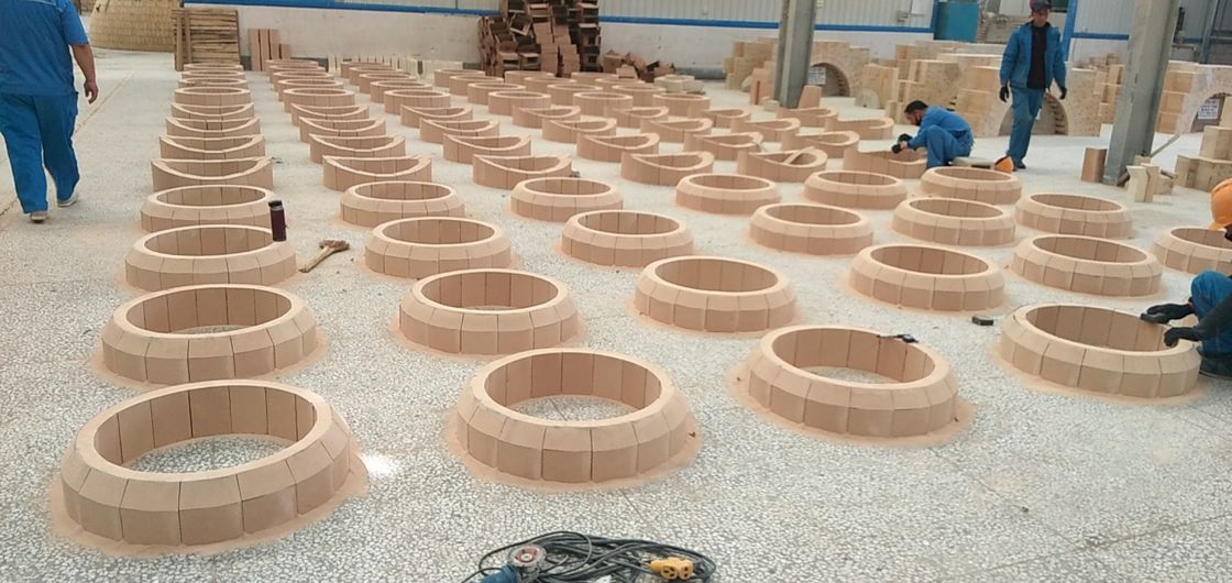 O tijolo alto de Preassebly da alumina da forma especial resiste o ℃ 1350 que se usou para o forro da segurança da concha de aço